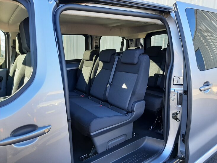Opel VIVARO - 9 places