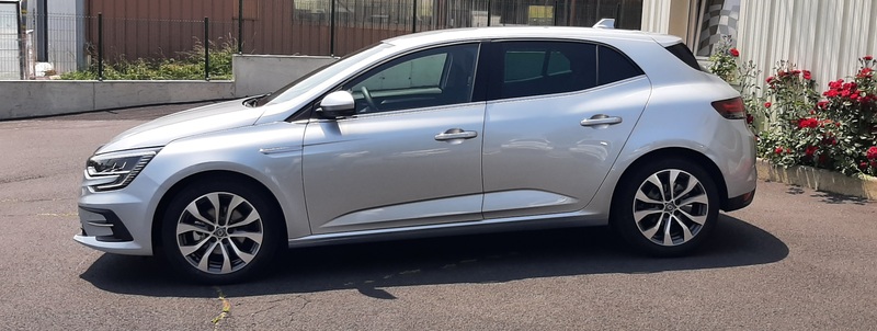 RENAULT - Megane
